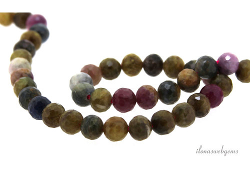 Robijn en Saffier kralen 1