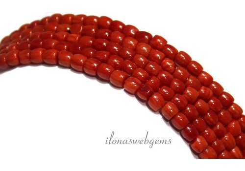 Red coral beads 'old Dutch' approx. 3.5x3.5mm