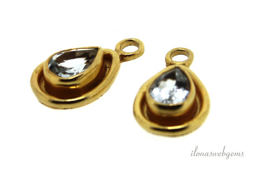 Vermeil hangertje met lichte Aquamarijn ca. 15x9x4mm