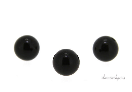 1x Onyx bead round 5mm - half pierced