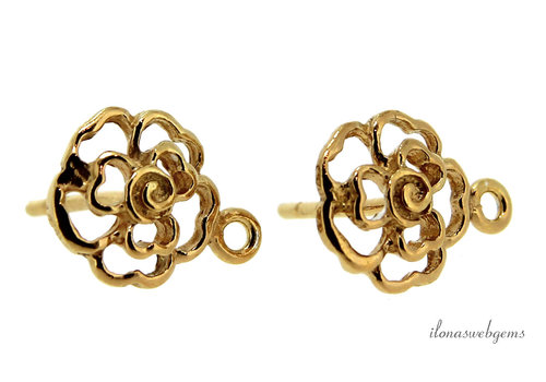 1 paar Vermeil oorstekers bloem ca. 9x12x12mm
