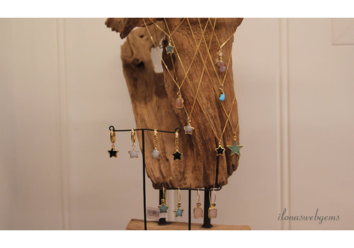 Inspirierender Schmuck: Halskette mit minimalistischen Anhängern