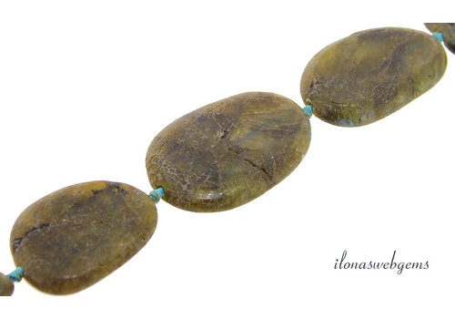 Labradorit-Perlen in freier Form ca. 43 x 31 bis 22 x 16 mm