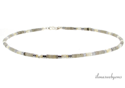 Inspiration: Necklace Hematite Labradorite and Mother of Pearl Heishi