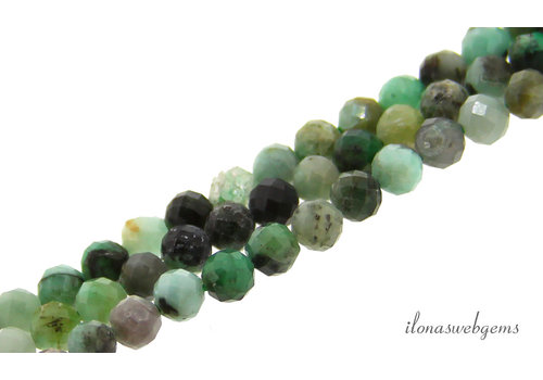 Emerald beads round faceted about 4mm