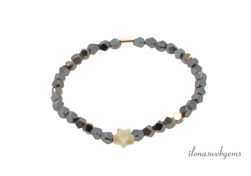 Inspiration: Hematite bracelet with Amazonite star