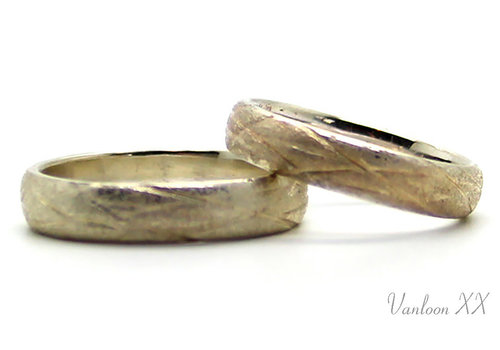 Wedding rings 14 kt white gold