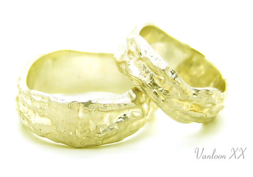 Wedding rings 14 kt yellow gold