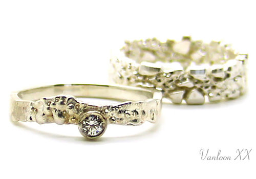 Wedding rings 14 kt white gold