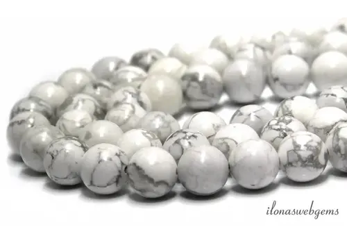 Howlite beads round approx. 4mm