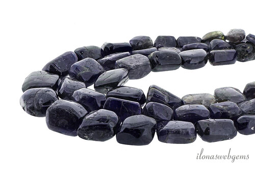 Iolithperlen-Nuggets ca. 27x19x12mm