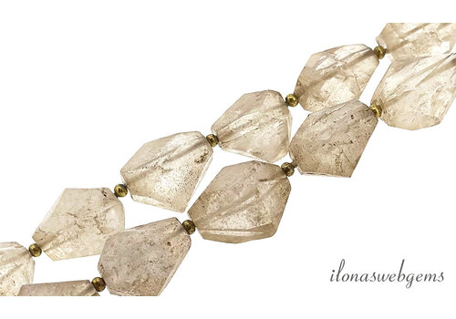 Berkristal kralen free shape ca.