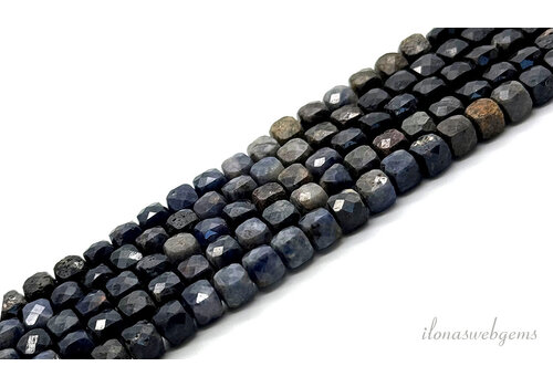 Sapphire beads facet cube shaded approx. 4x4mm
