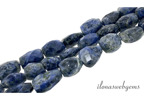 Sodaliet kralen free shape ca. 19x15mm tot 28x17mm