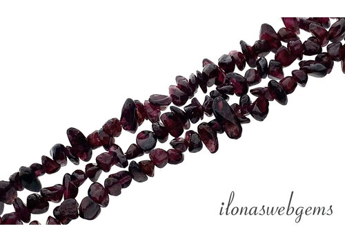 Garnet split beads fine about 3-5mm