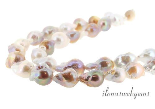 Baroque pearls ascending and descending approx. 21x19x12mm