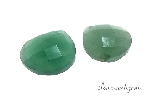 1 paar Aventurijn  druppels facet ca. 15x15x5mm