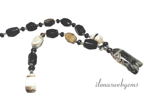 Brown agate with Silk Road charm approx. 19x9mm