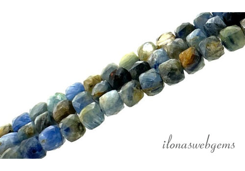 Kyanite beads facet cube approx. 4mm