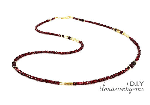 Hallo Kostbarer N⁰7 - Großer Granat