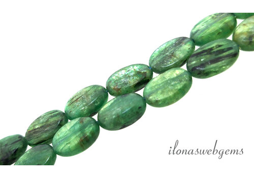 Groene kyaniet kralen ovaal ca. 14x10mm