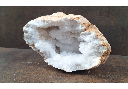 Bergkristal geode ca. 18x13x11cm