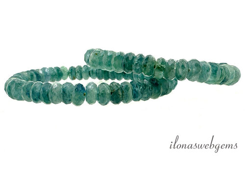 Kyanit-Armband, Facettenscheibe, ca. 8 x 4 mm