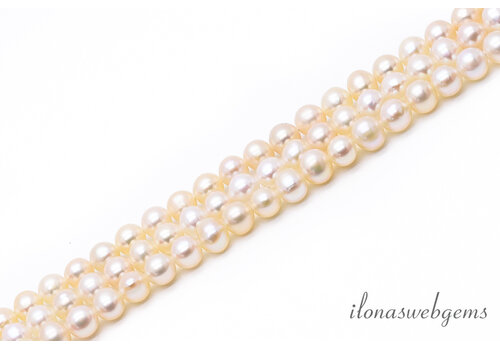 Süßwasserperlen, weiß-lila, ca. 4 mm, AAA-Qualität