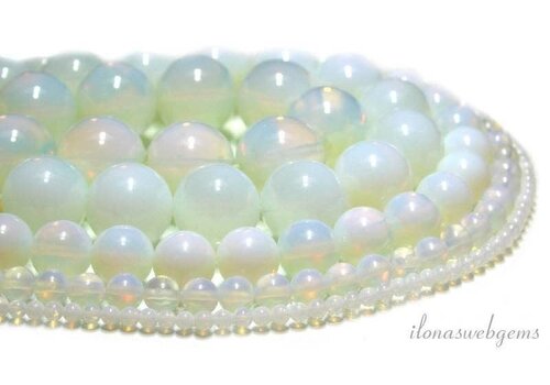 Opaliet kralen rond ca. 4mm