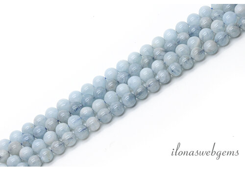 Aquamarinperlen um 6mm
