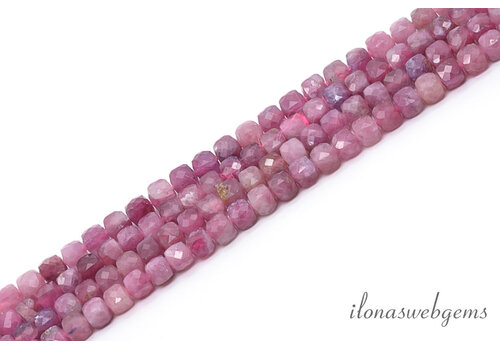 Roze Toermalijn kralen facet kubus ca. 4x4mm