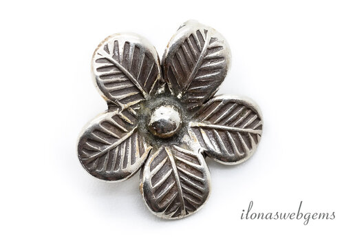 Sterling zilveren Hill tribe hanger bloem ca. 15x5mm