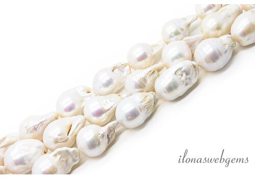 White Baroque pearls approx. 21x12mm