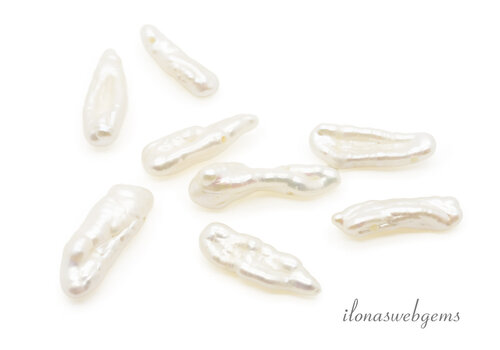 1 paar Biwaparels wit ca. 14x4x3mm