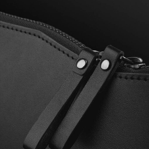 Mujjo Mujjo 13" MacBook Pro Folio Sleeve Zwart Mujjo Mujjo 13" MacBook Pro Folio Sleeve Zwart