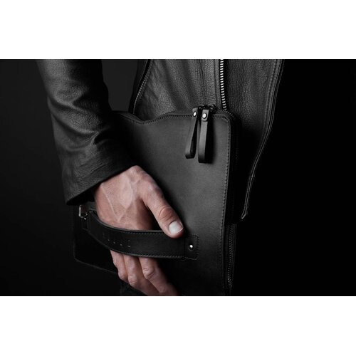 Mujjo Mujjo 13" MacBook Pro Folio Sleeve Zwart Mujjo Mujjo 13" MacBook Pro Folio Sleeve Zwart