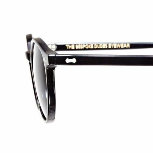 The Bespoke Dudes Eyewear The Bespoke Dudes Eyewear Cran Black / Gradient Grey The Bespoke Dudes Eyewear The Bespoke Dudes Eyewear Cran Black / Gradient Grey