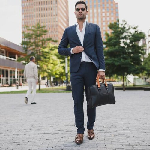 Nuts & Noble Nuts & Noble Bold 2.0 Jet Black & Rum Brown Nuts & Noble Nuts & Noble Bold 2.0 Jet Black & Rum Brown