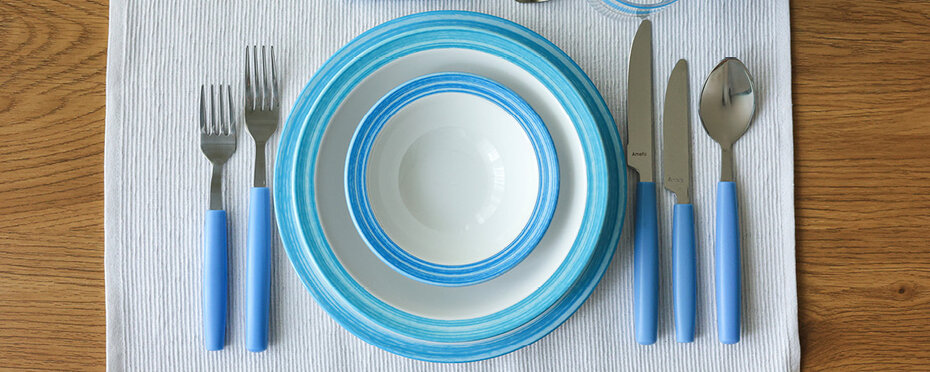 Besteckserie Colour blau