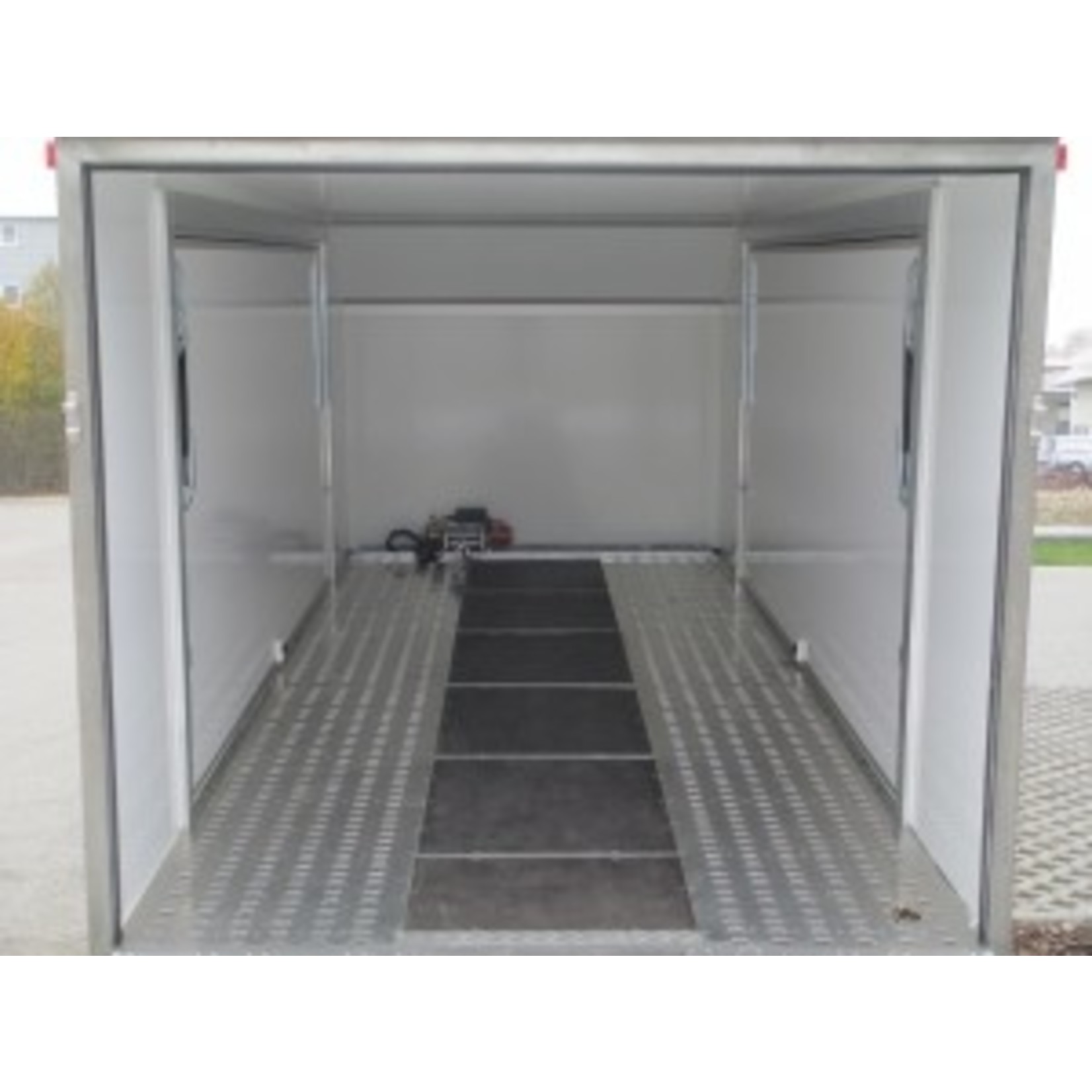 NIEWIADÒW MONTE CARLO 600 - Kofferanhänger 3500kg