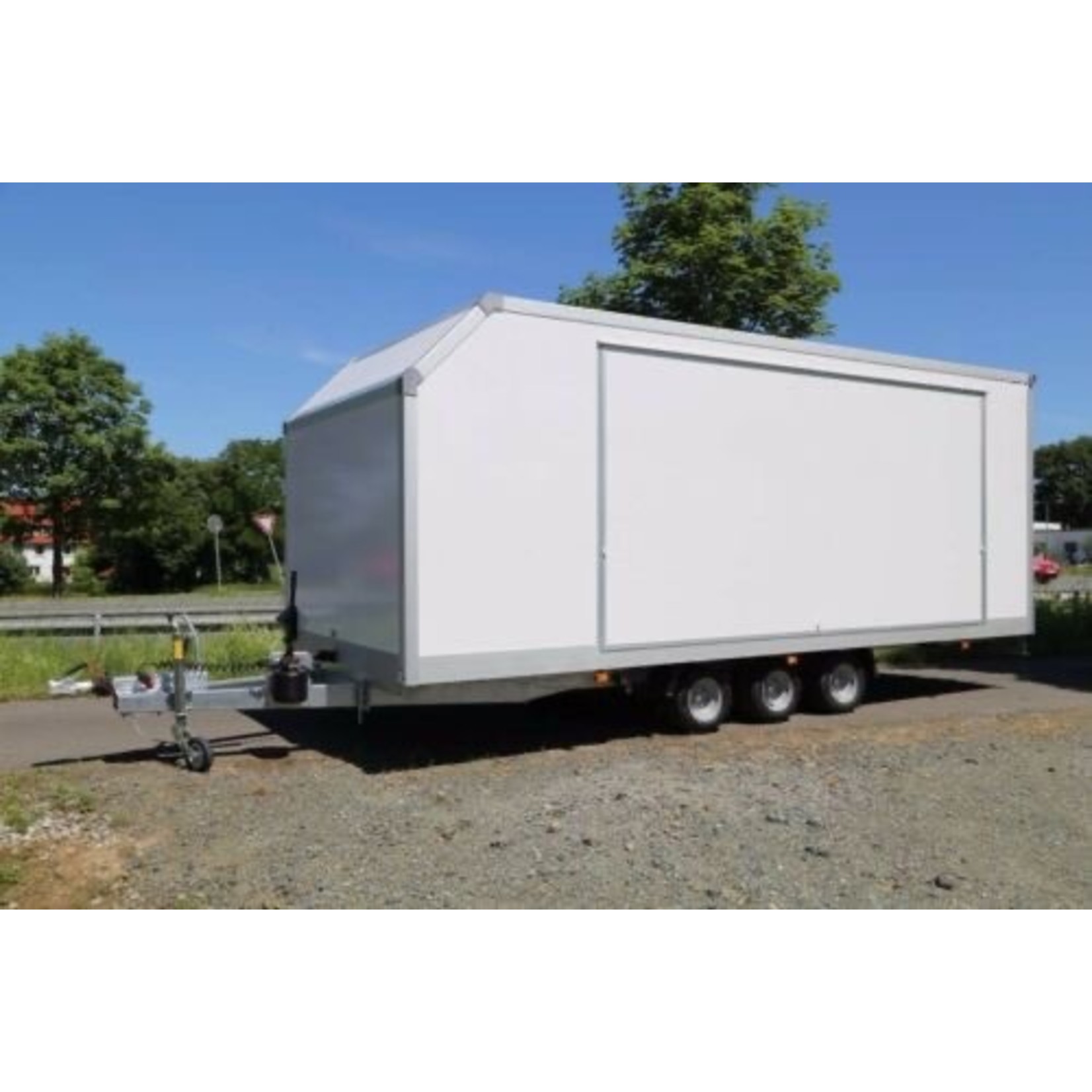 NIEWIADÒW MONTE CARLO 550 – Kofferanhänger 3500kg