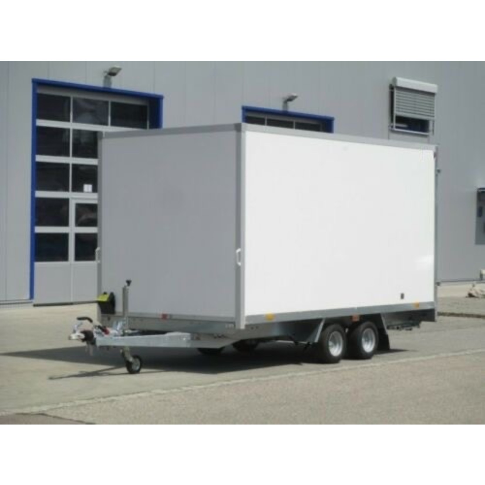 NIEWIADÒW FC2740HTL – Kofferanhänger 2700kg