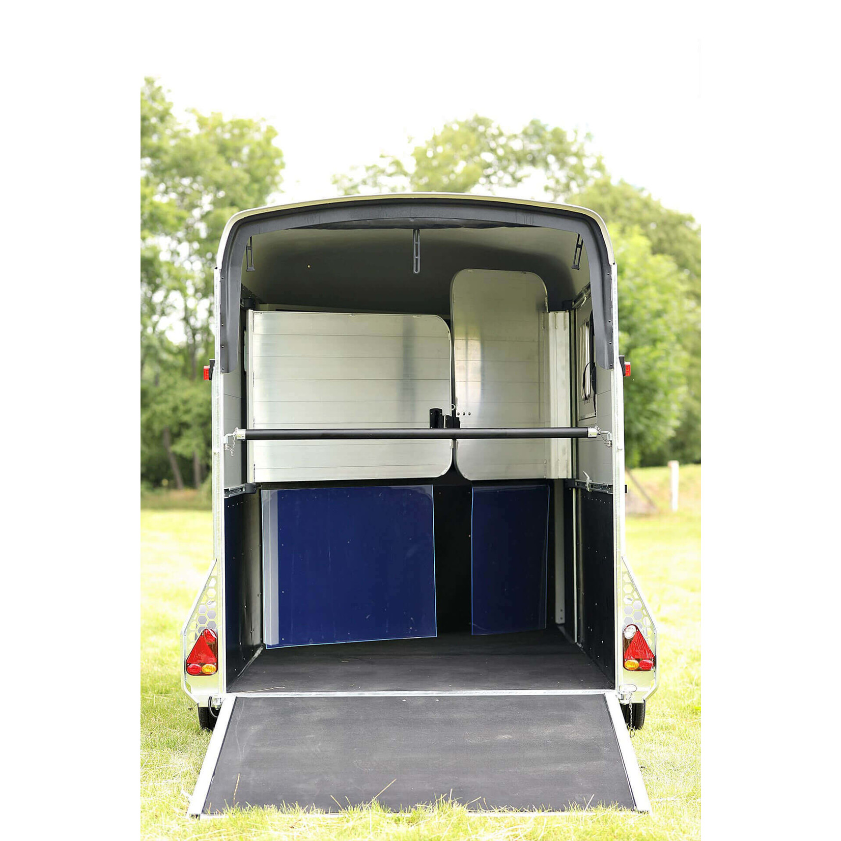 Cheval Liberté PT Duomax - Van pour chevaux (Maxi 2) La solution idéale pour des chevaux difficiles à transporter