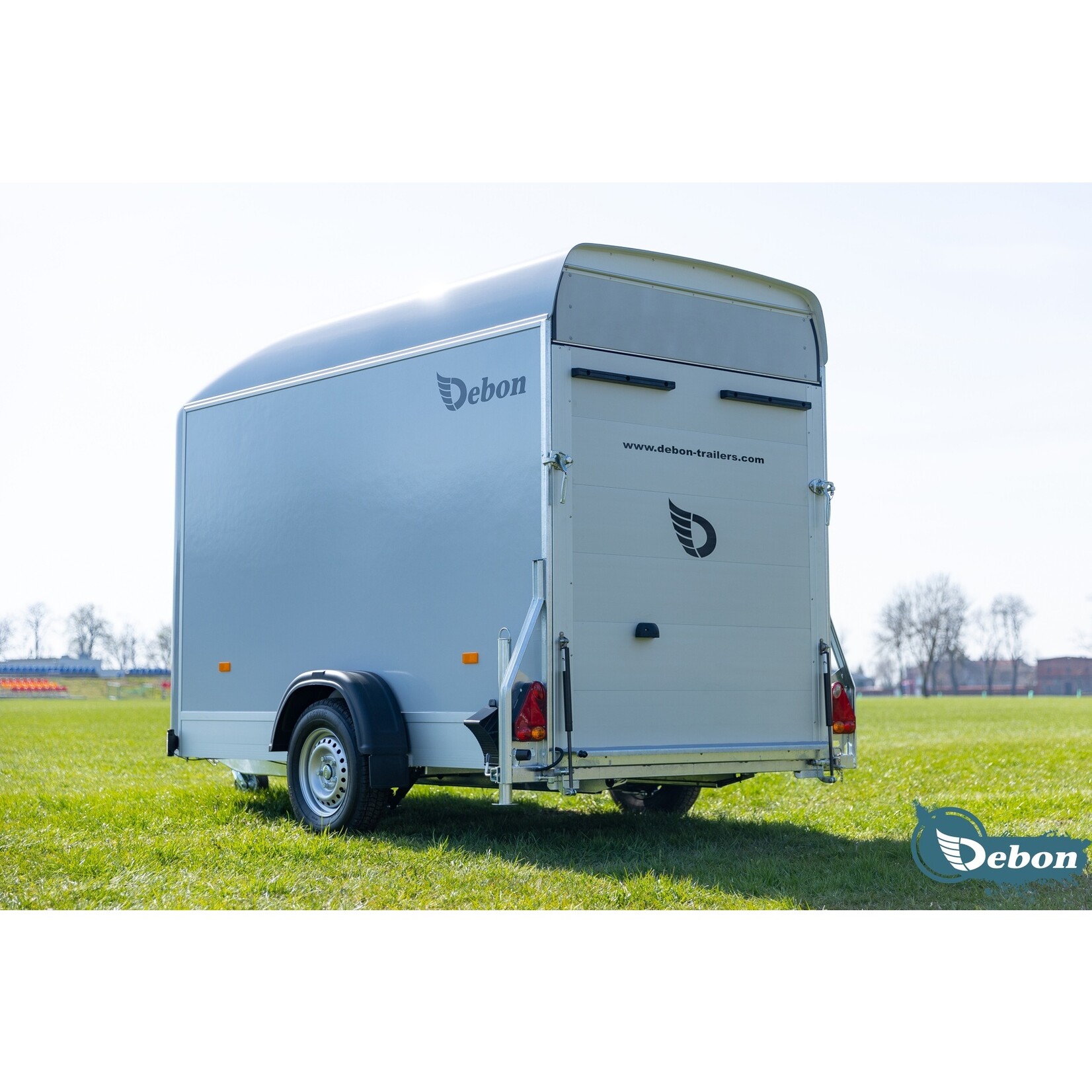 Debon Remorque fourgon Debon simple essieu