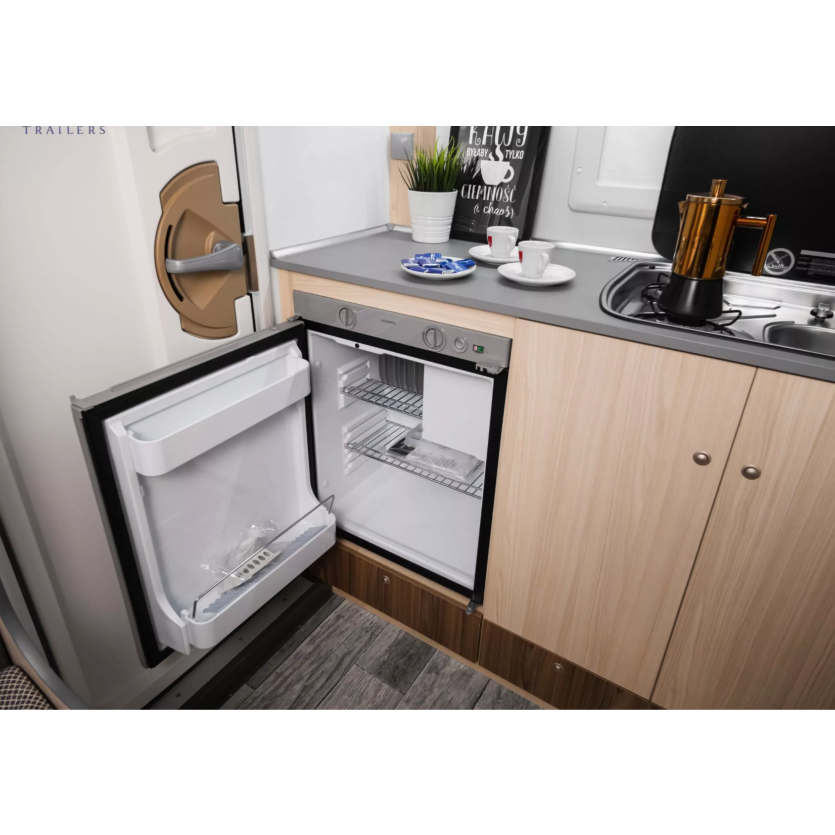 TOMPLAN Caravane avec toilettes - TK 30 TL