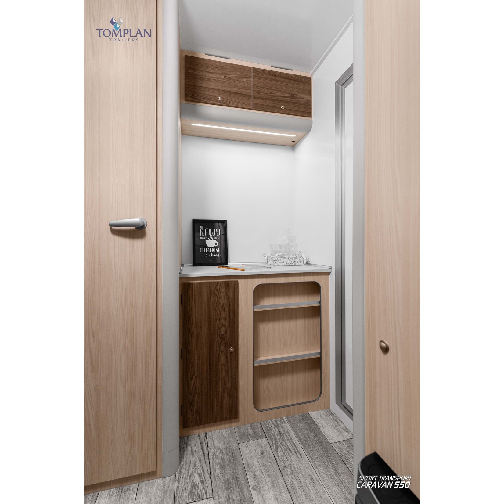 TOMPLAN Midi Sport Caravane TFS 550T.01 SC Rampe arrière avec alu