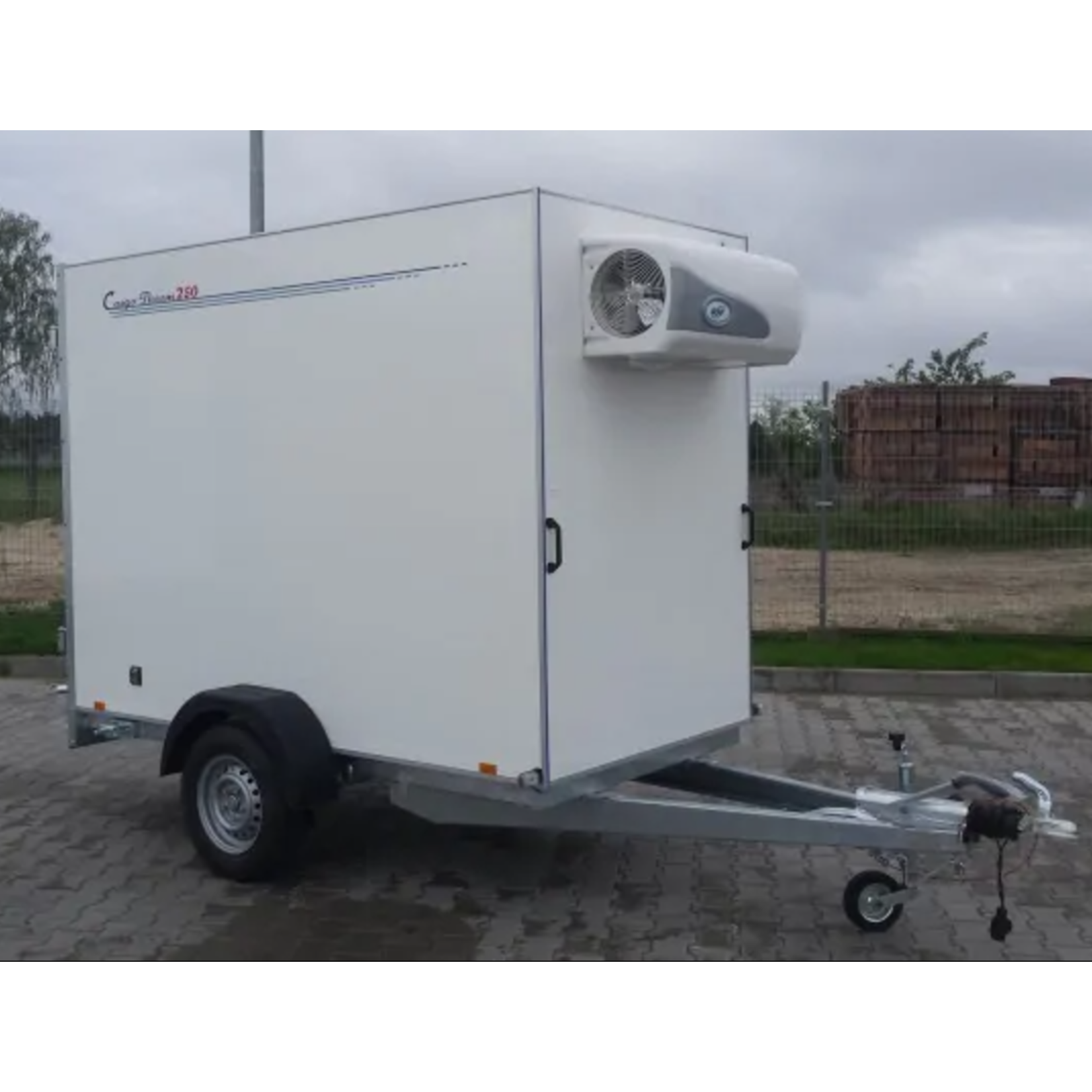 TOMPLAN Fourgon frigo isotherm TFI 250.00, 1300 kg