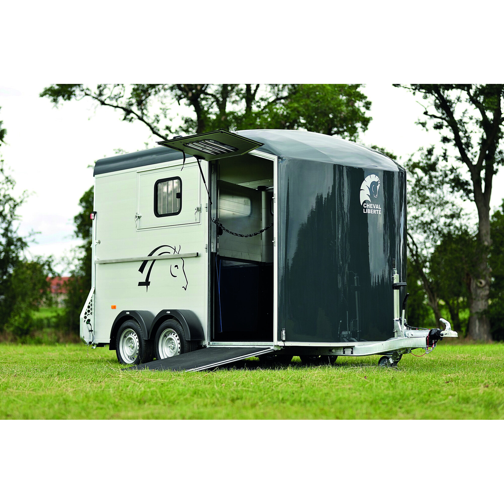 Cheval Liberté Cheval Liberté PT Maxi 2 – Van pour chevaux