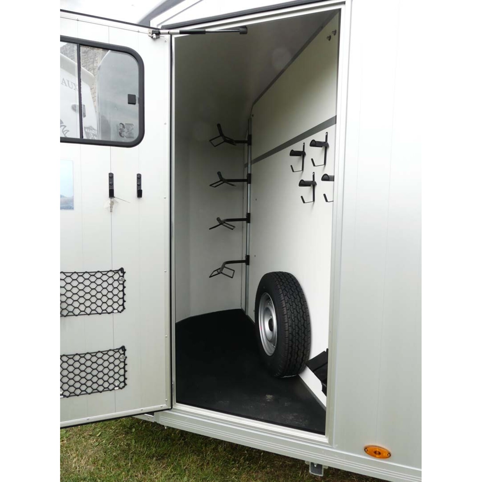 Cheval Liberté Cheval Liberté Maxi 4 - Van pour 4 chevaux
