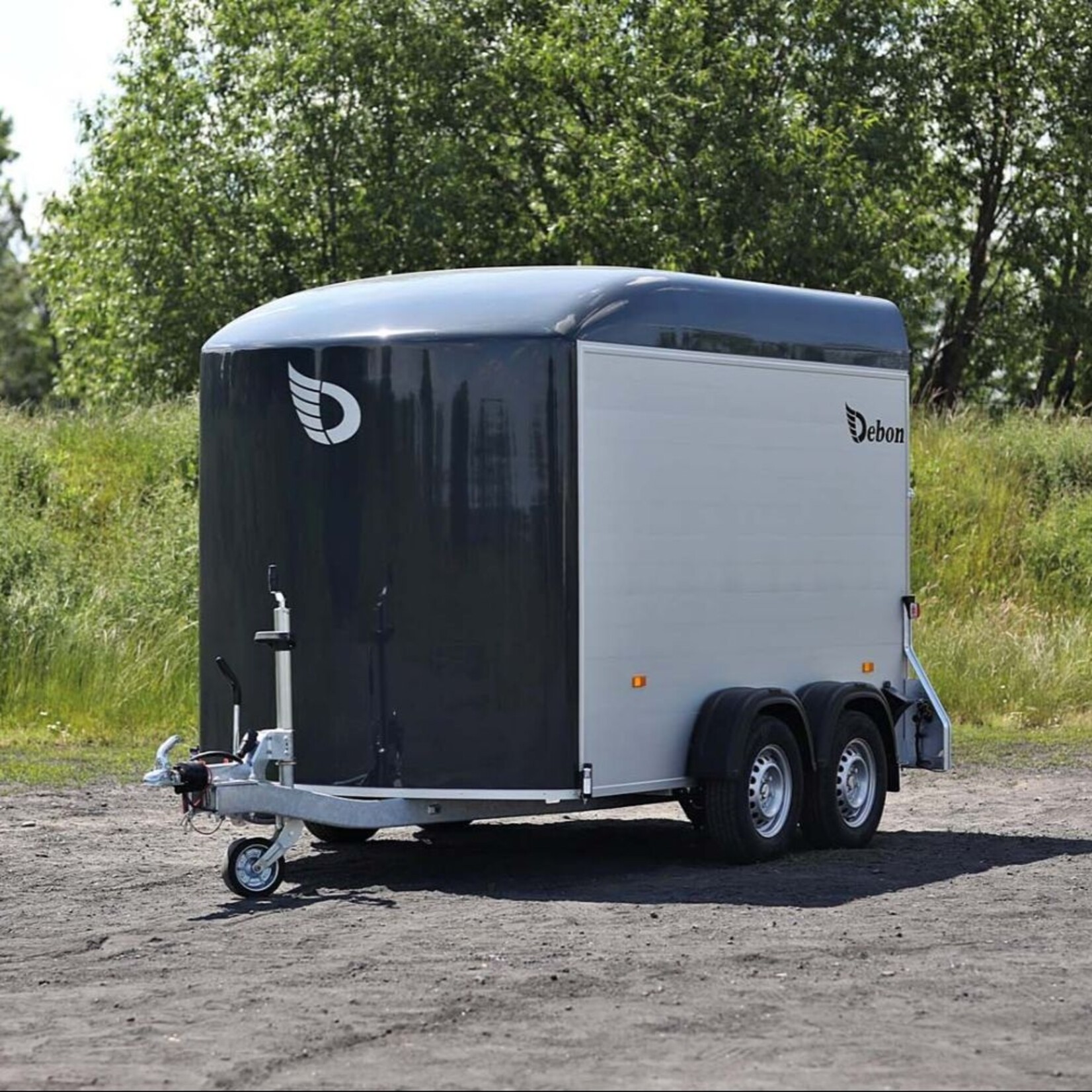 Debon Remorque fourgon Debon deux essieu